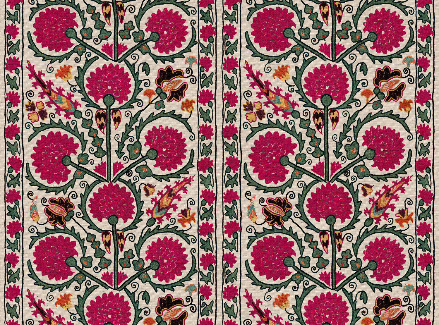 CW: Damson and green | BASE: Natural Luxury Linen