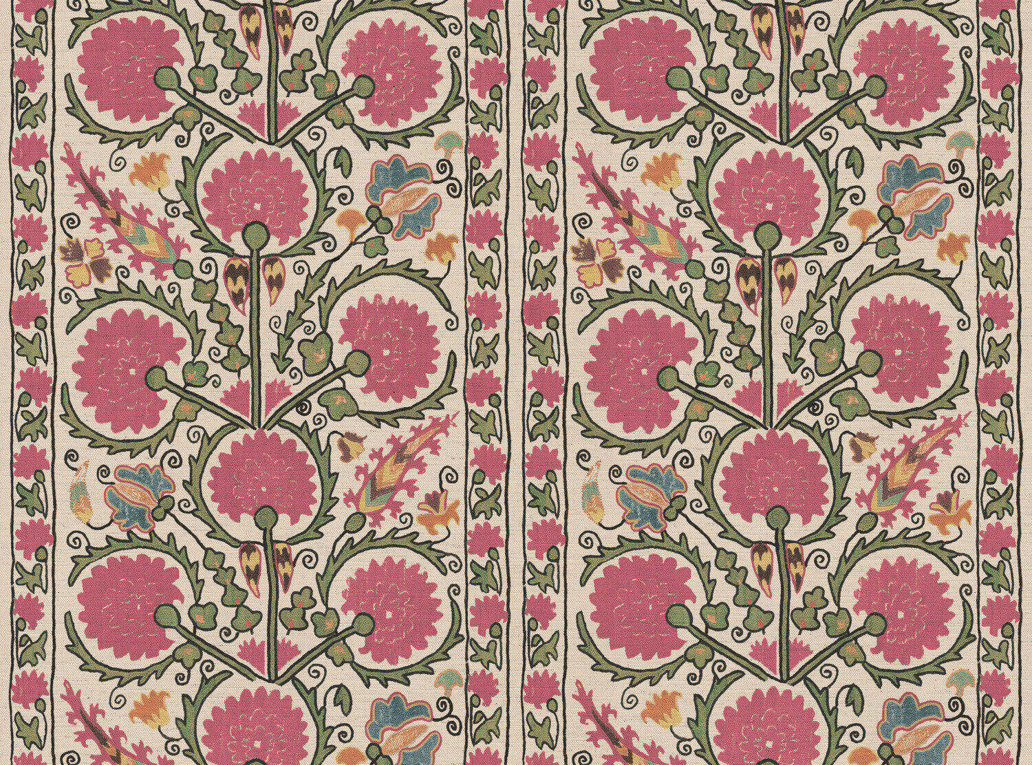 CW: Soft pink and green | BASE: Natural Luxury Linen