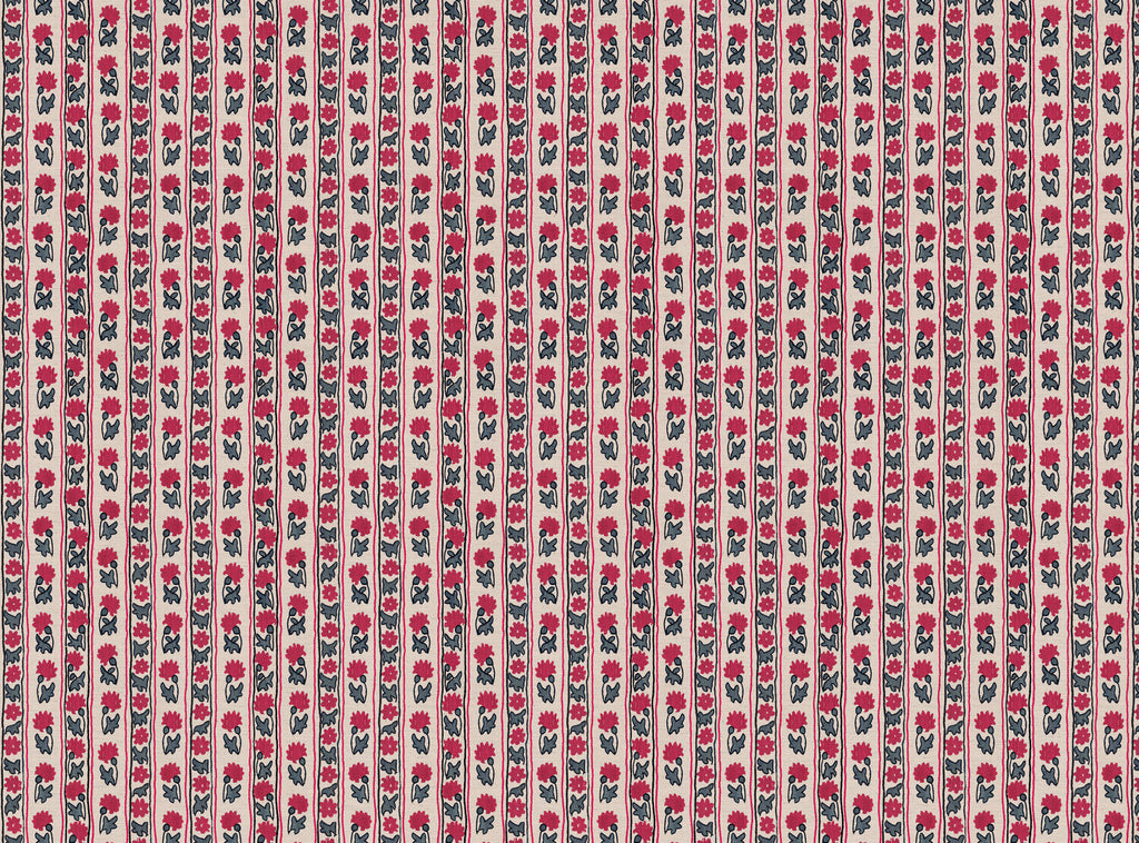 CW: Warm red and grey blue | BASE: Natural Luxury Linen