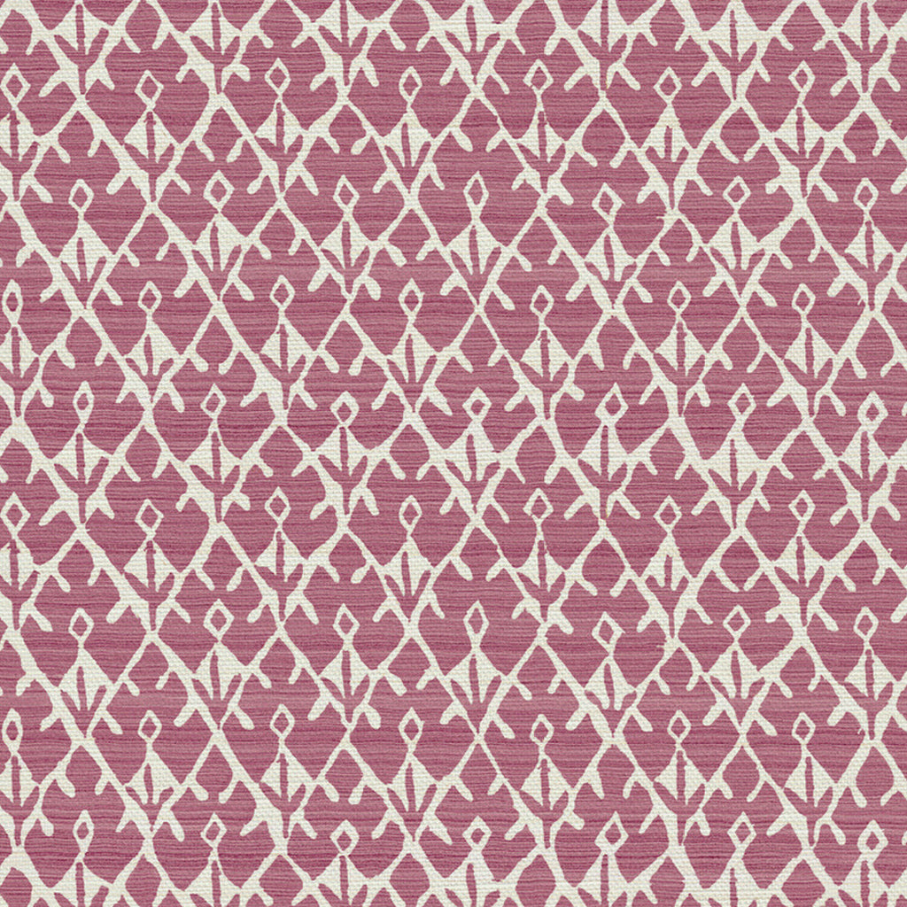 CW: Rhubarb | BASE: Luxury Linen | HERO
