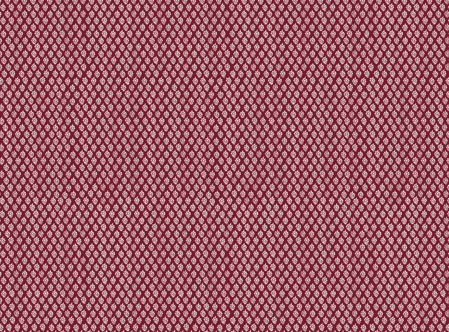 CW: Dark red | BASE: Luxury Linen
