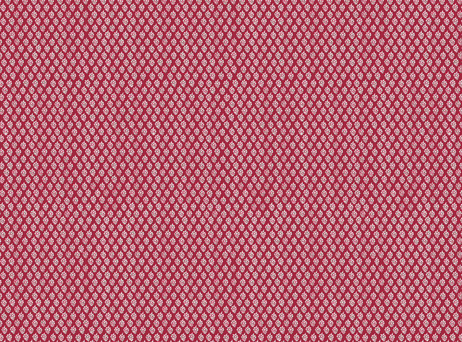 CW: Deep warm red | BASE: Luxury Linen
