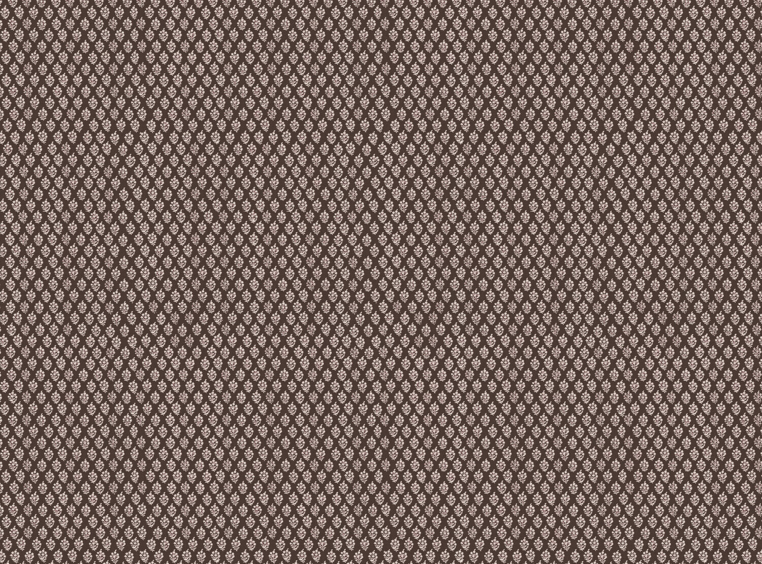 CW: Dark chocolate | BASE: Mercia Linen
