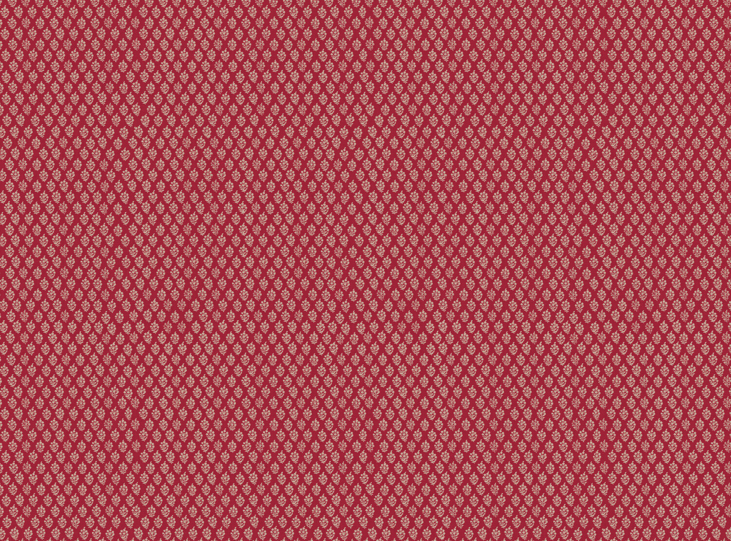 CW: Warm red | BASE: Mercia Linen