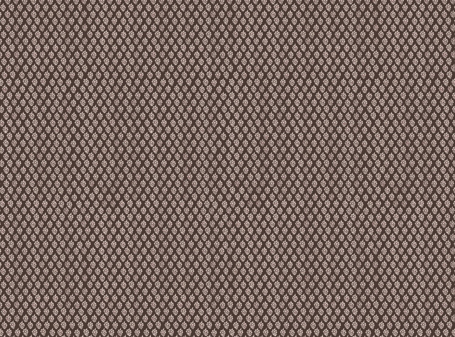 CW: Dark chocolate | BASE: Natural Luxury Linen
