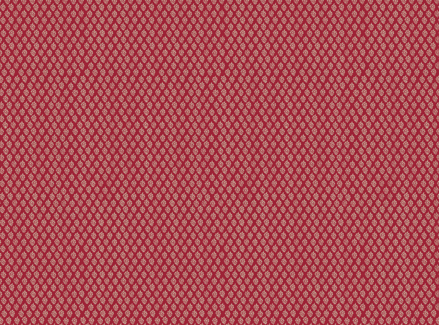 CW: Warm red | BASE: Natural Luxury Linen