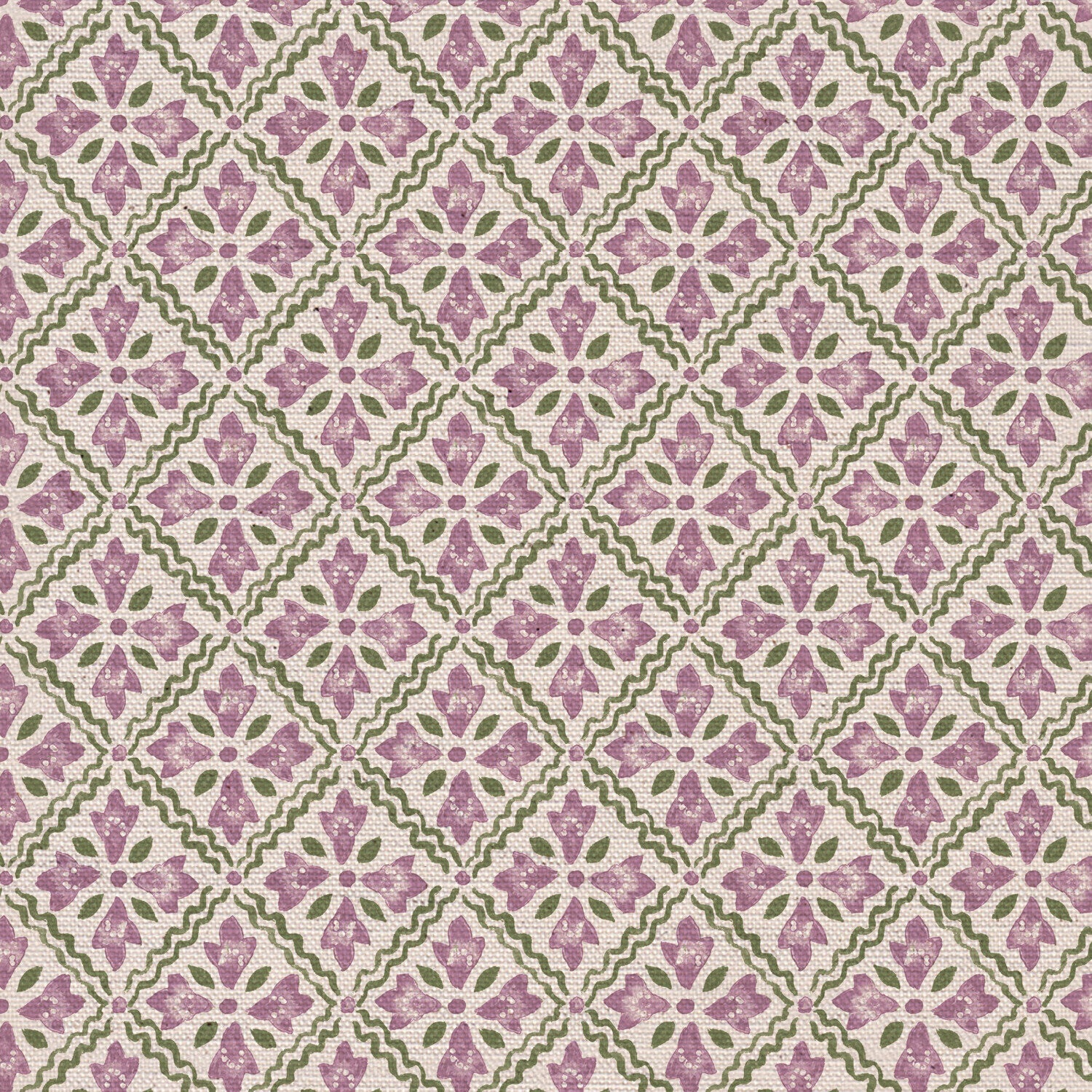 CW: Lavender and fern | BASE: Natural Luxury Linen | HERO