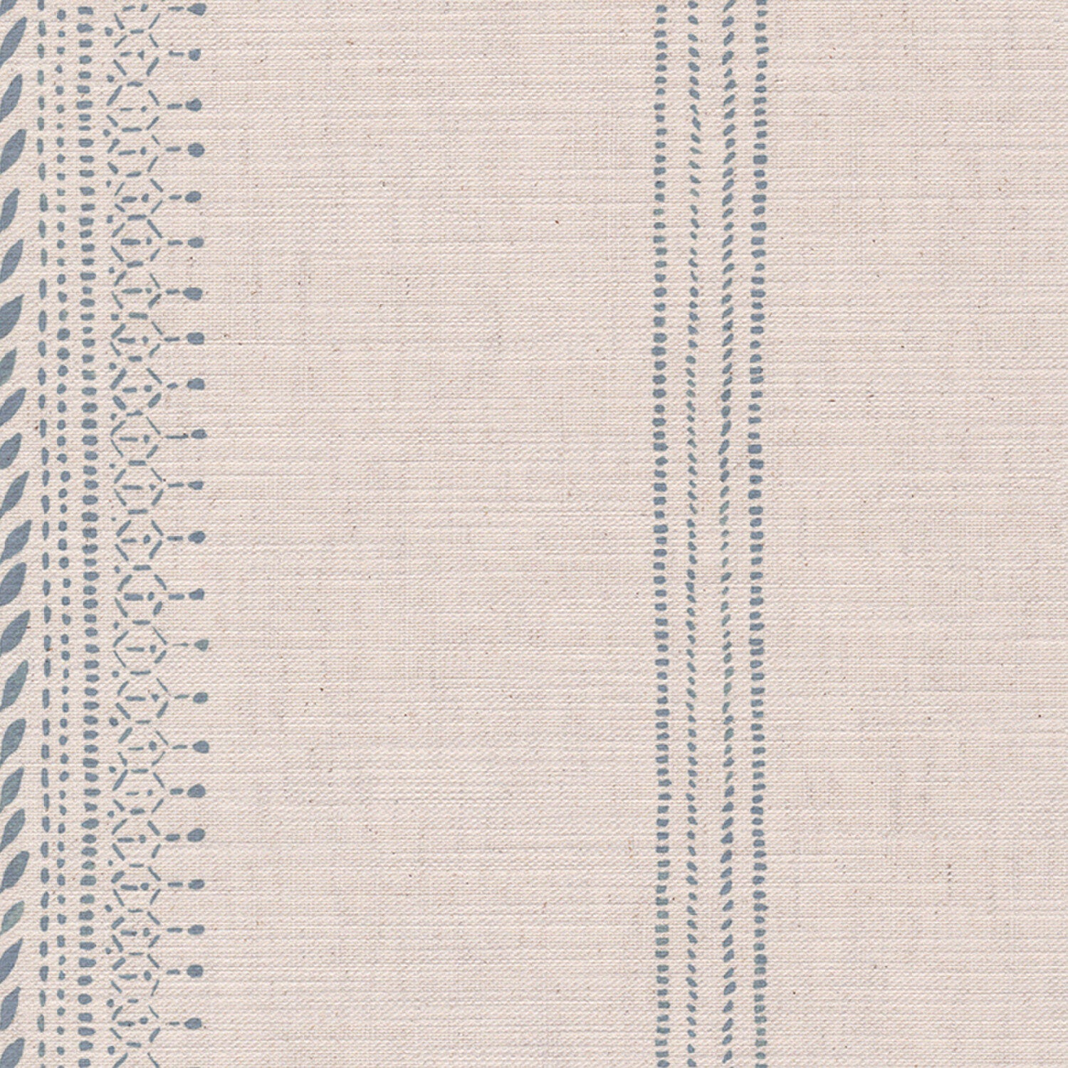 CW: Soft cornflower blue | BASE: Mercia Linen | HERO