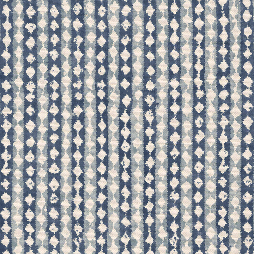 CW: Prussian blue | BASE: Luxury Linen | HERO