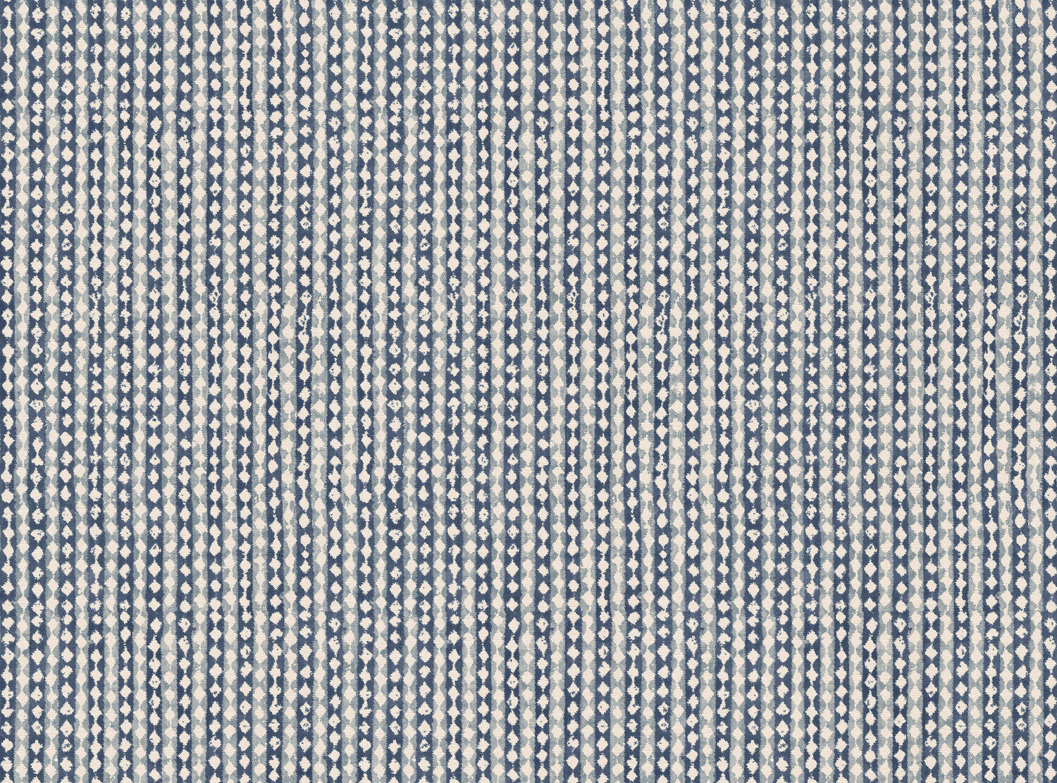 CW: Prussian blue | BASE: Luxury Linen