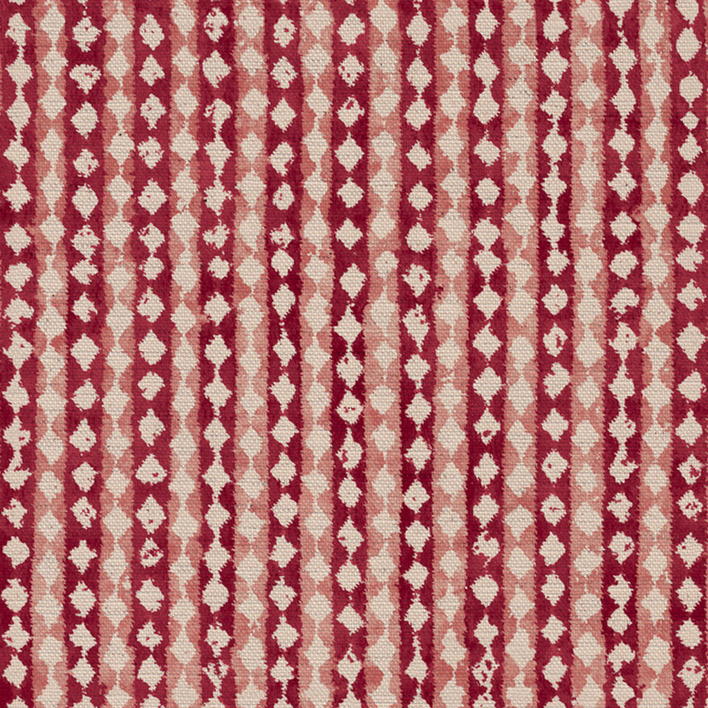 CW: Warm red | BASE: Natural Luxury Linen | HERO