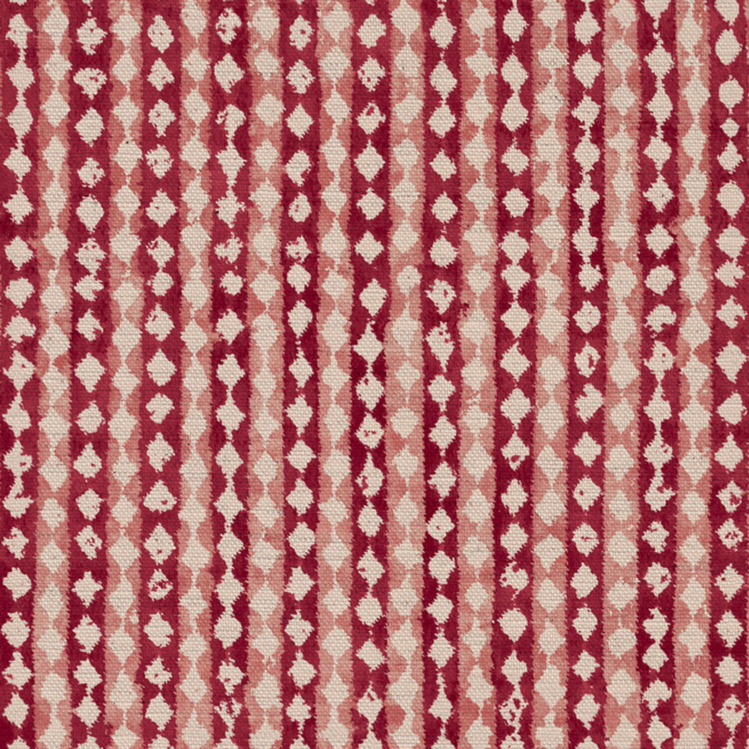 CW: Warm red | BASE: Natural Luxury Linen | HERO