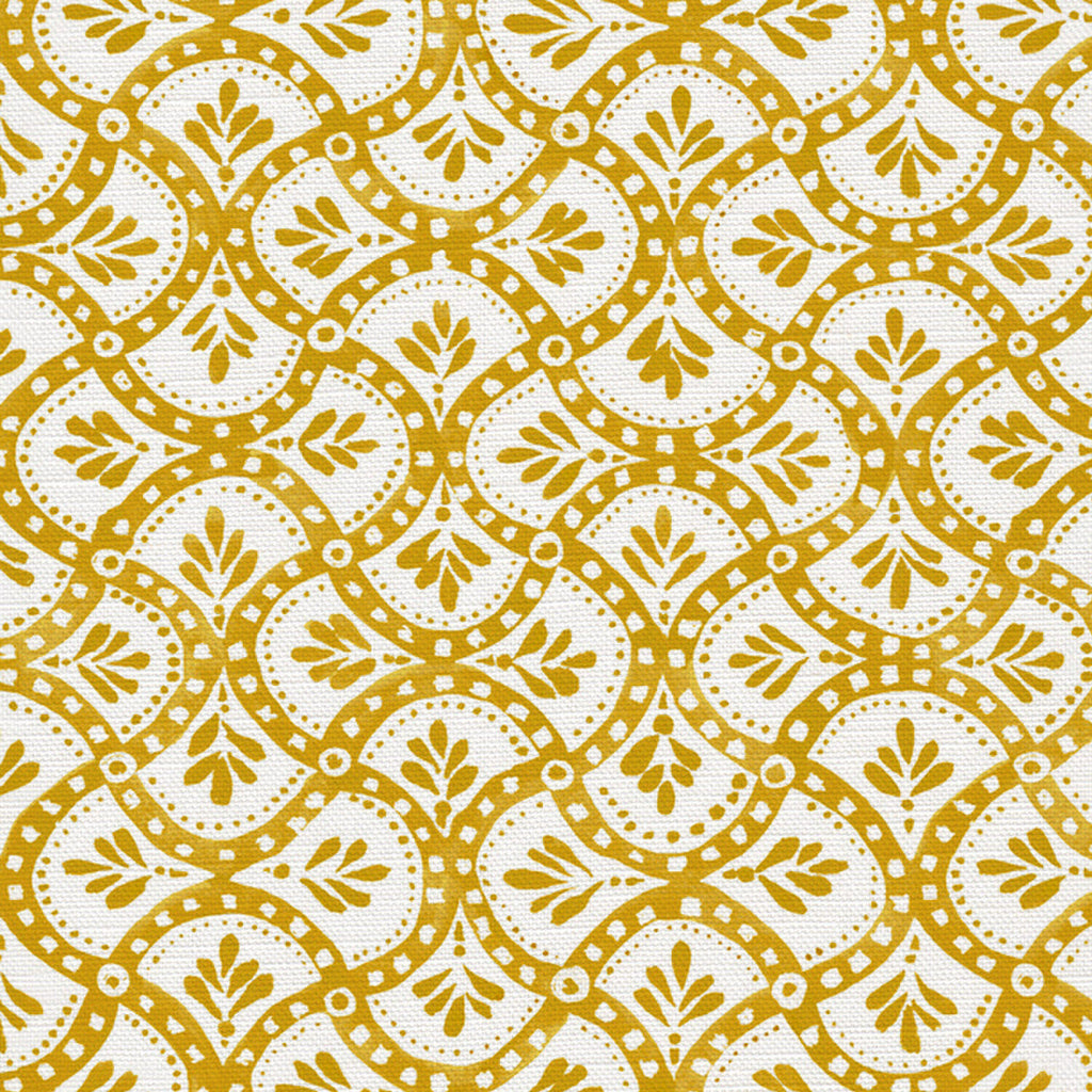 CW: Yellow gold | BASE: Luxury Linen | HERO