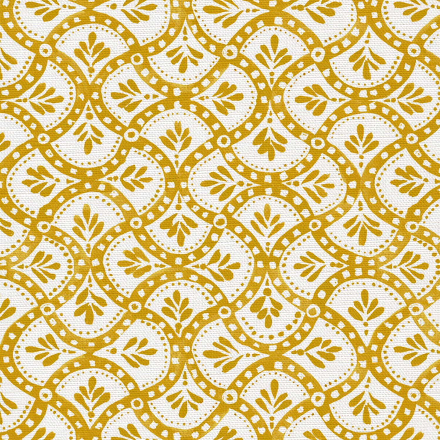 CW: Yellow gold | BASE: Luxury Linen | HERO