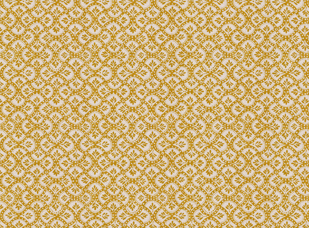 CW: Yellow gold | BASE: Mercia Linen