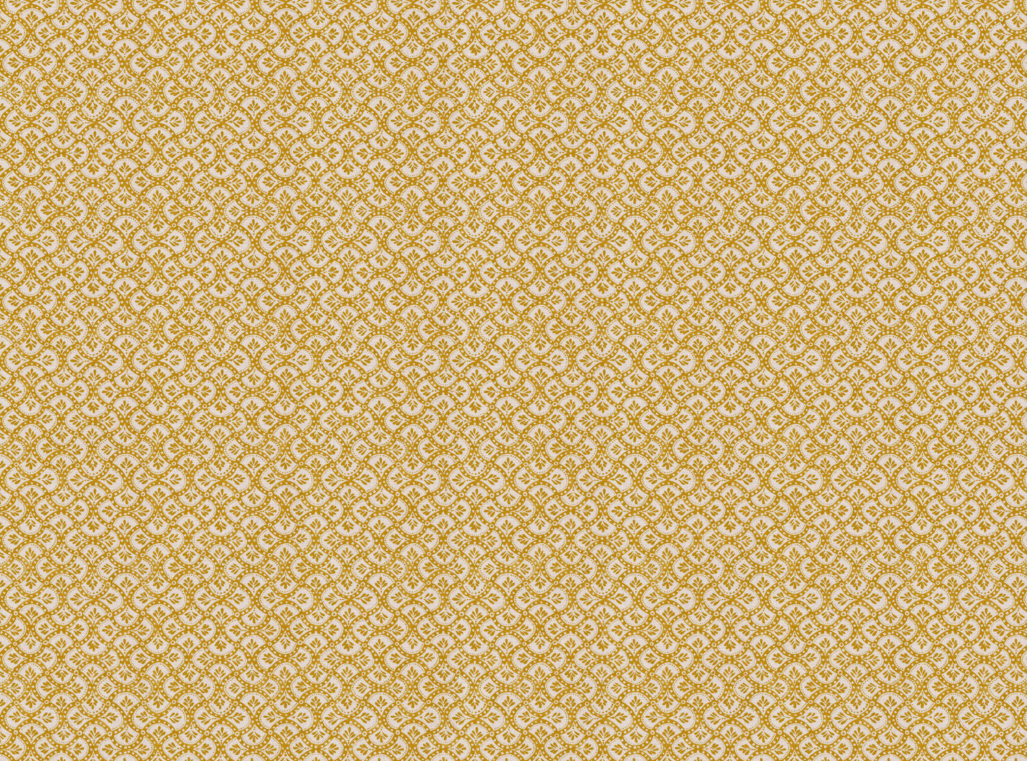 CW: Yellow gold | BASE: Mercia Linen