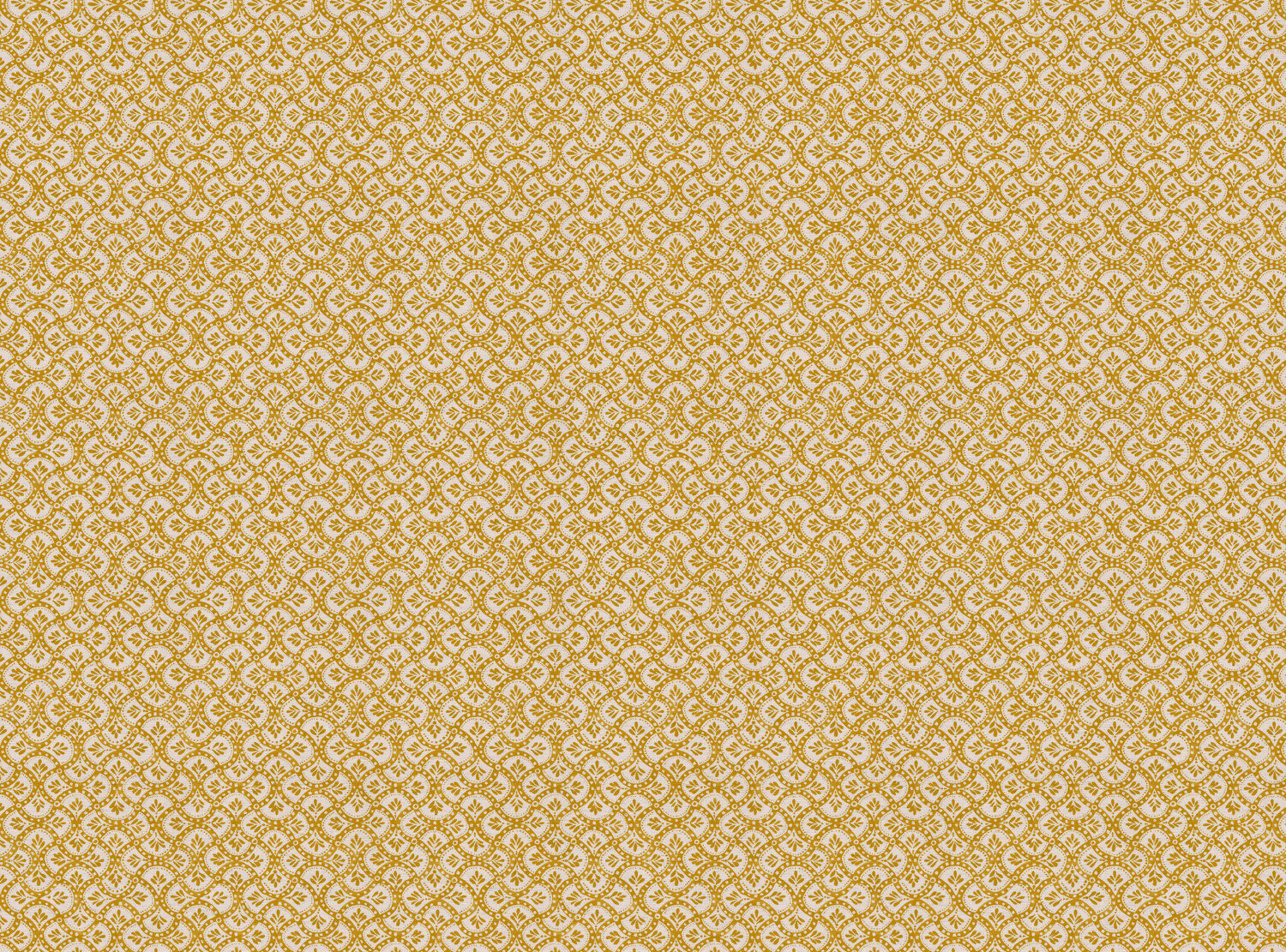 CW: Yellow gold | BASE: Natural Luxury Linen