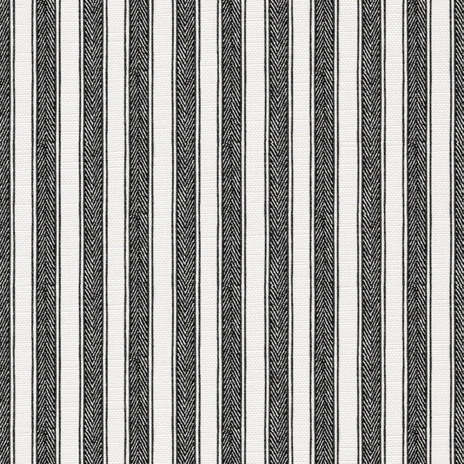 CW: Black | BASE: Luxury Linen | HERO