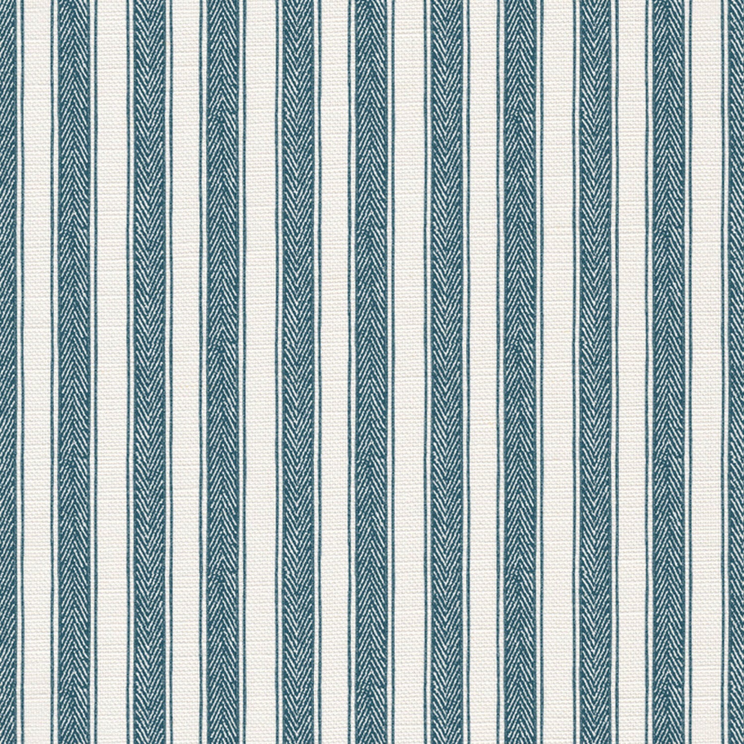 CW: Prussian blue | BASE: Luxury Linen | HERO