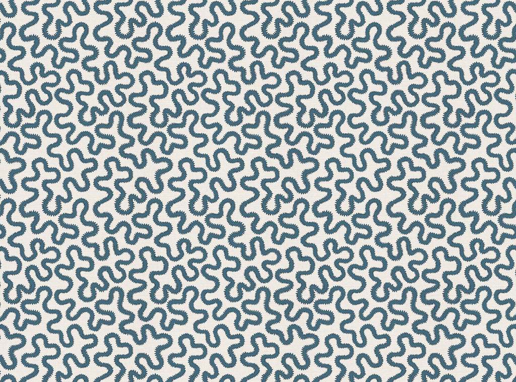 CW: Prussian blue | BASE: Luxury Linen